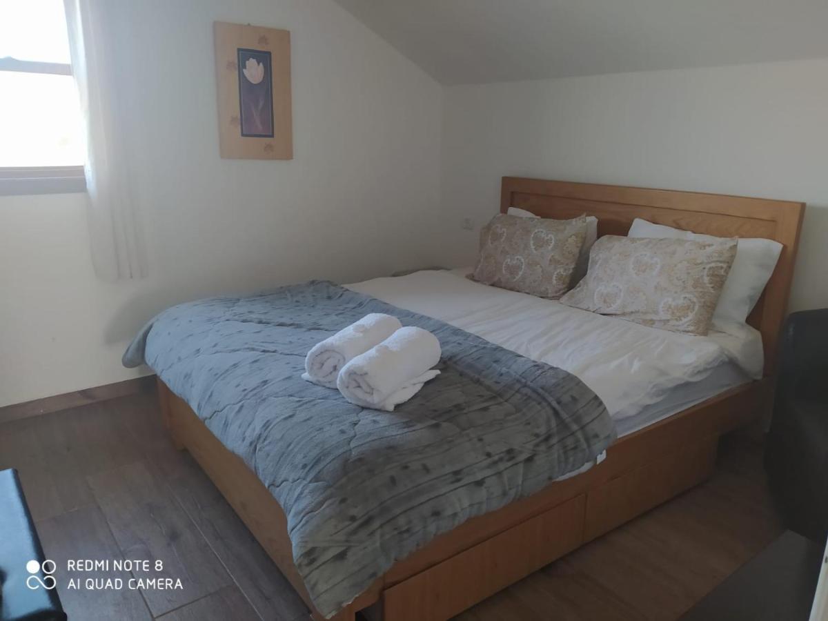 קדמת צבי Villa Exterior foto